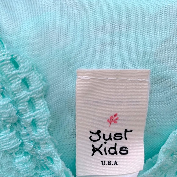 Floral Lace Dress - Picture 2 of 3